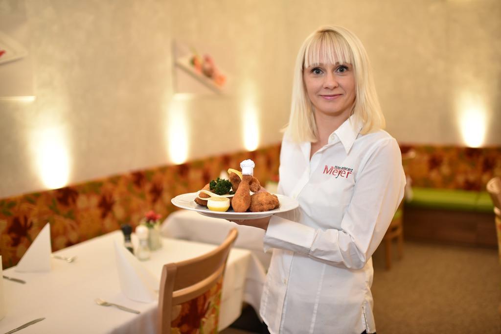 Hotel Restaurant Meyer Kalsdorf bei Graz Luaran gambar
