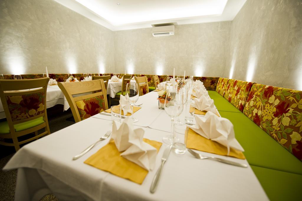 Hotel Restaurant Meyer Kalsdorf bei Graz Luaran gambar