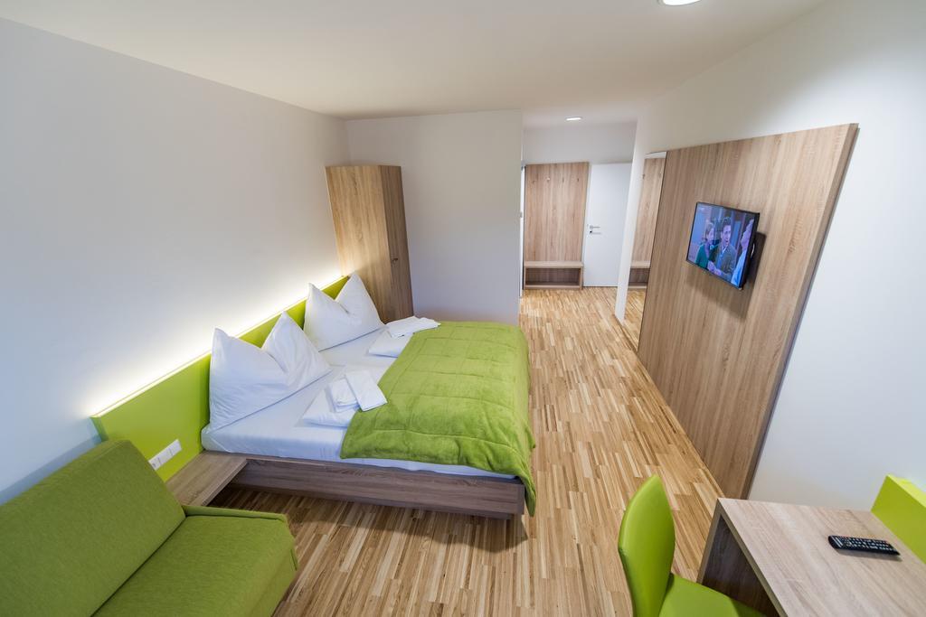 Hotel Restaurant Meyer Kalsdorf bei Graz Luaran gambar